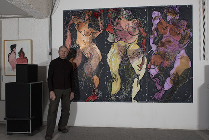 devant les trois premières Géantes Agilespour donner l'échelle